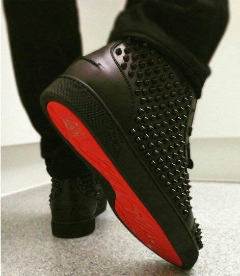 botas suela roja louis vuitton